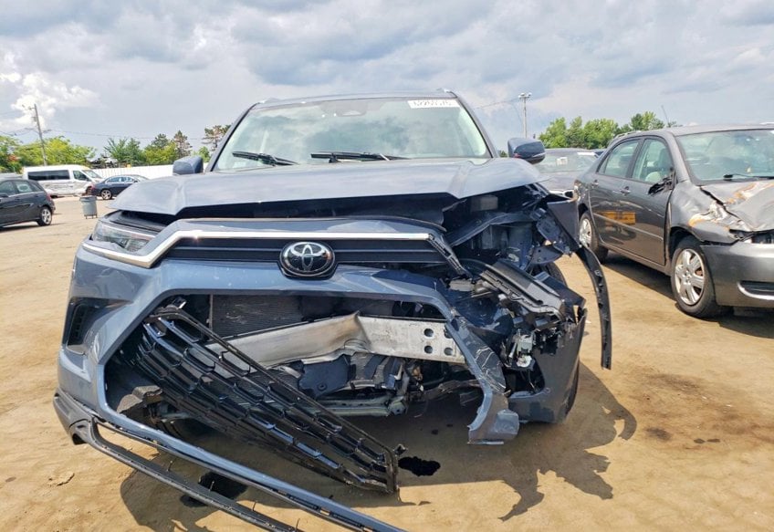 2025 Toyota Grand Highlander XLE - 5TDAAAB53SS077901 photo 5