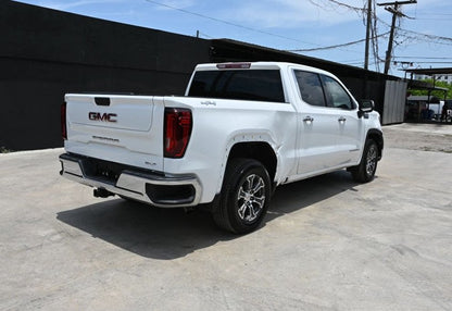 2026 GMC Sierra 1500 SLT - 1GTUUDED1TZ254518 photo 3