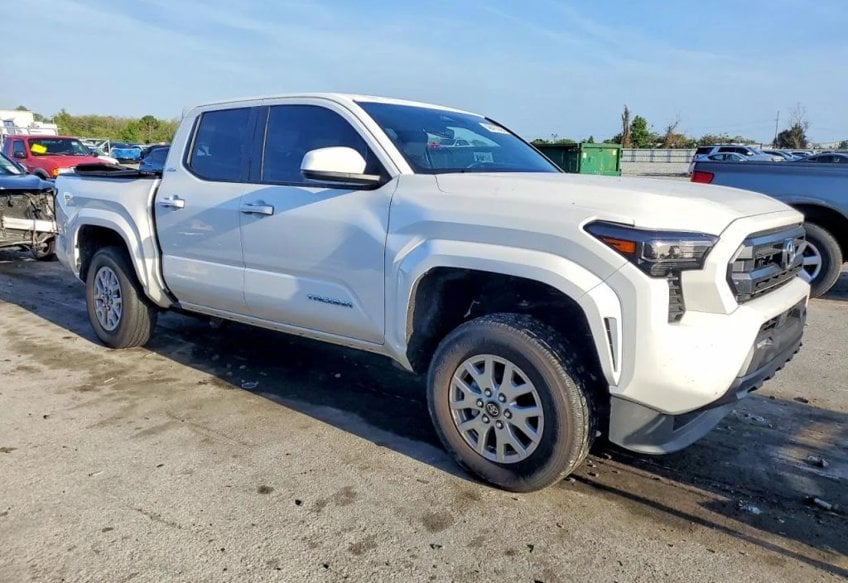 2025 Toyota Tacoma SR5 - 3TYKB5FN6ST028683 photo 1