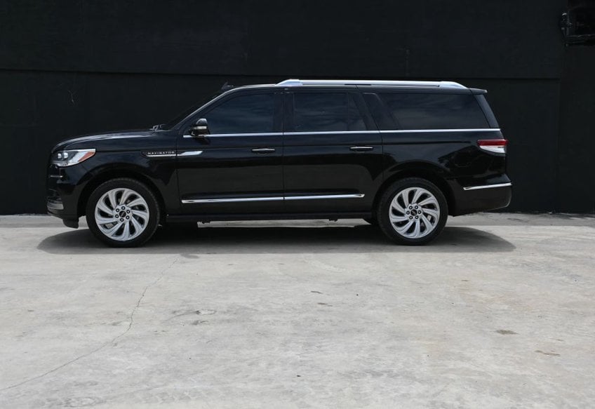 2024 Lincoln Navigator L Premiere - 5LMJJ3NG1REL04360 photo 5