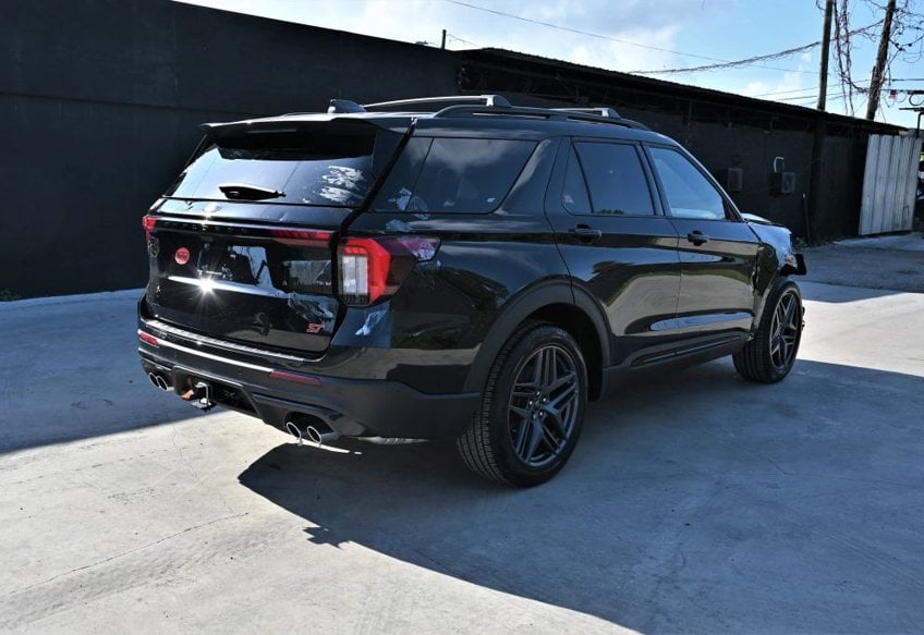 2026 Ford Explorer ST - 1FMWK7GC0TGA11360 photo 4