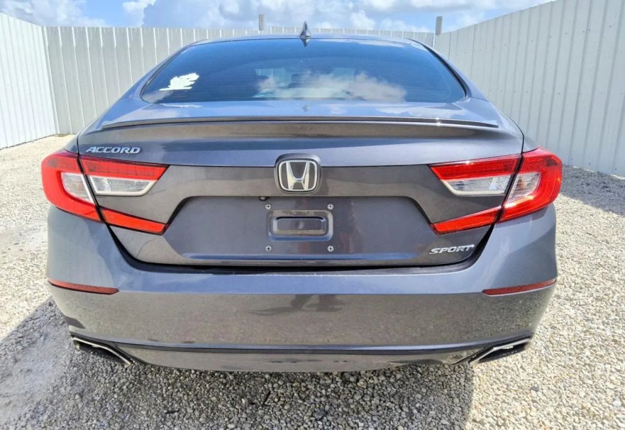 2018 Honda Accord Sport - 1HGCV1F35JA259148 photo 16