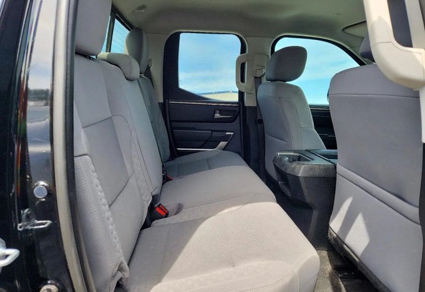 2023 Toyota Tundra SR5 - 5TFLA5DA7PX069778 photo 10