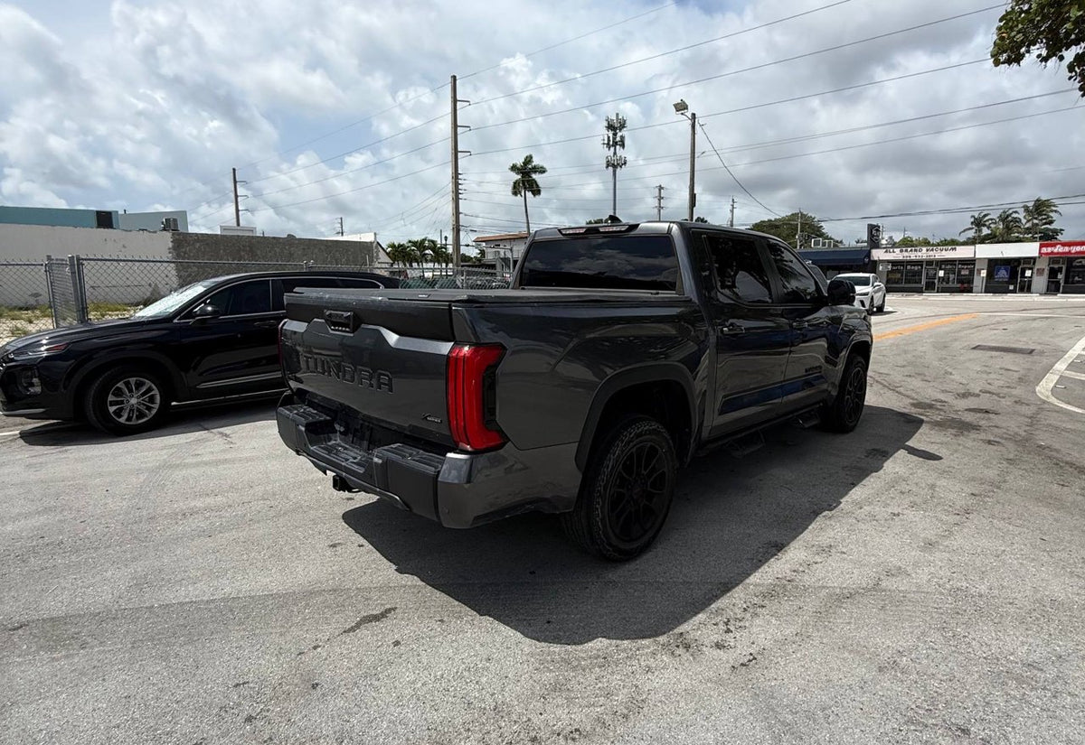 2024 Toyota Tundra SR5 - 5TFLA5DB9RX212872 photo 17