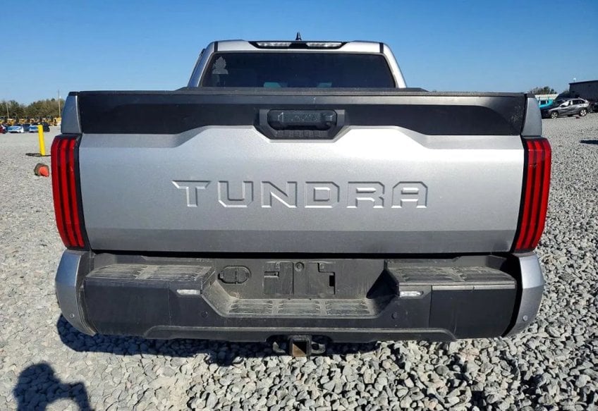 2025 Toyota Tundra SR5 - 5TFLA5AB5SX045131 photo 5