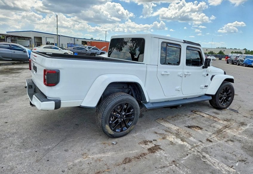 2022 Jeep Gladiator Overland - 1C6HJTFG7NL114371 photo 4