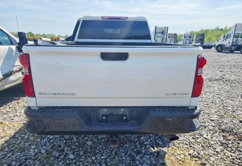 2024 Chevrolet Silverado 2500HD Custom Pickup 4D 6 1/2 ft - 2GC4YME75R1164403 photo 6