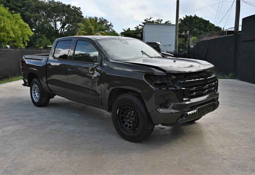2024 Chevrolet Colorado Work Truck - 1GCGSBEC1R1247364 photo 2