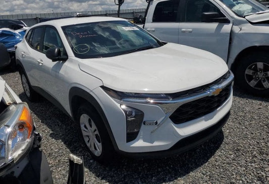 2025 Chevrolet Trax LS - KL77LFEPXSC170394 photo 1
