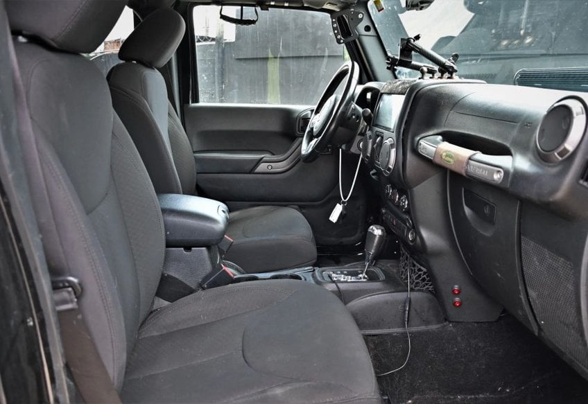 2017 Jeep Wrangler Unlimited Sport - 1C4BJWDG9HL639634 photo 23