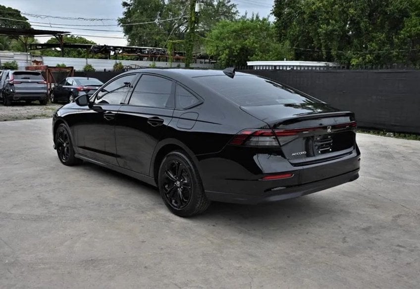 2025 Honda Accord SE - 1HGCY1F49SA041537 photo 3