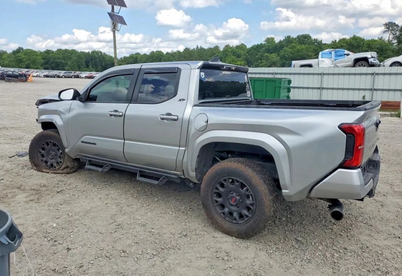 2024 Toyota Tacoma SR5 - 3TYLB5JN7RT057910 photo 13