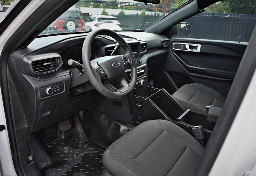 2020 Ford Explorer Police Interceptor Utility - 1FM5K8AB2LGD00175 photo 7
