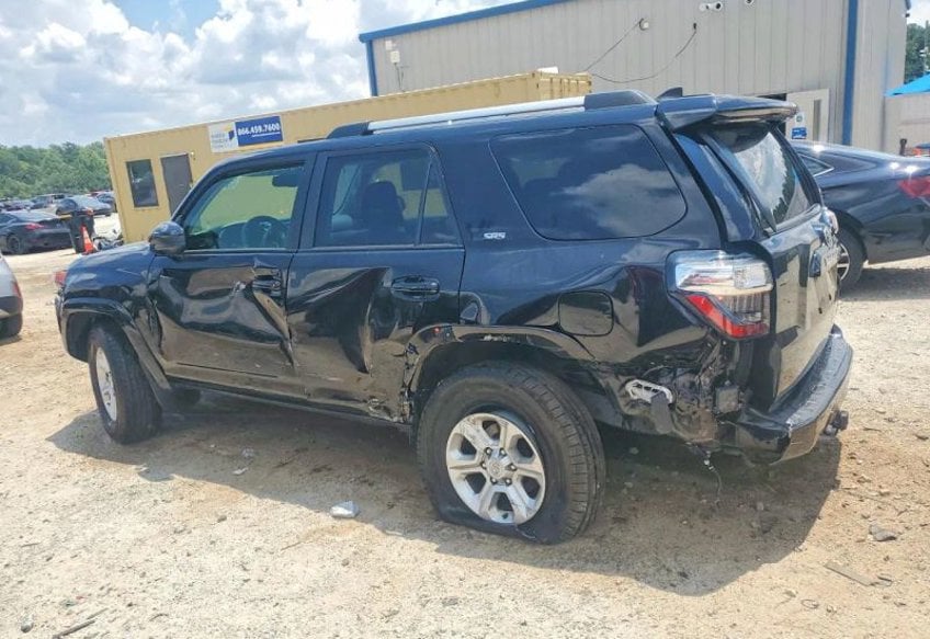 2024 Toyota 4Runner SR5 Sport Utility 4D - JTEEU5JR0R5306292 photo 3