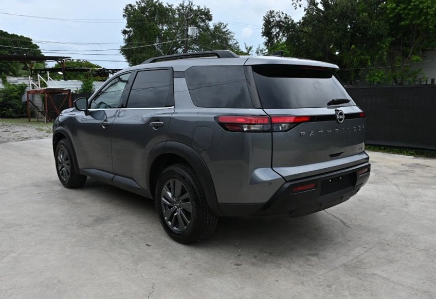 2026 Nissan Pathfinder SV Sport Utility 4D - 5N1DR3BE5TC259566 photo 3