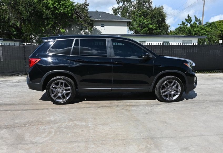 2023 Honda Passport EX-L - 5FNYF8H50PB013813 photo 5