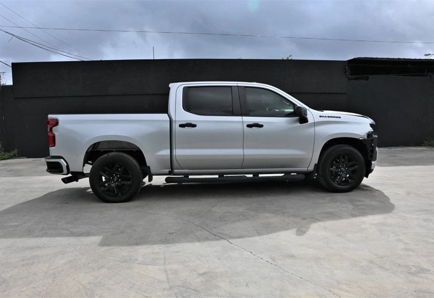 2022 Chevrolet Silverado 1500 Limited Custom - 1GCPWBEK4NZ158251 photo 6