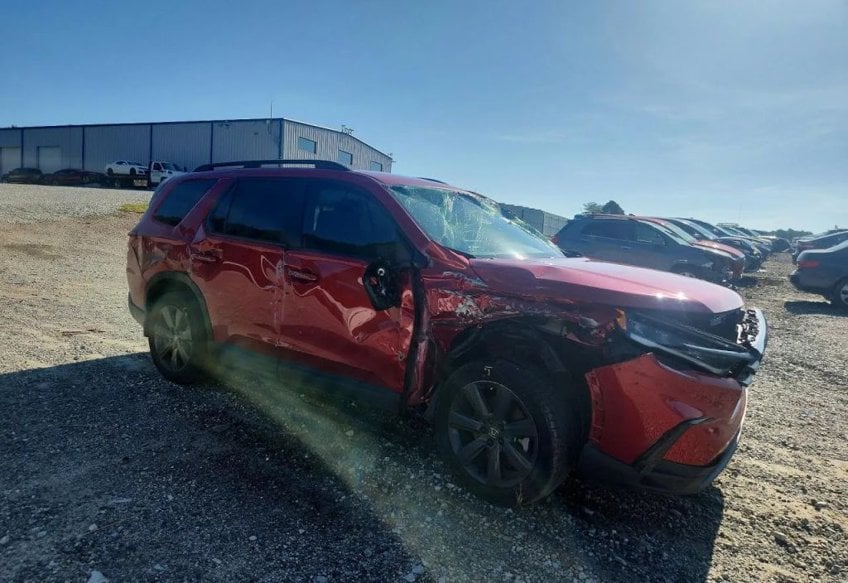2025 Honda Pilot Sport - 5FNYG2H37SB037222 photo 2