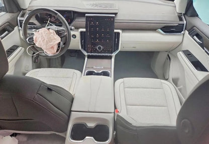 2024 GMC Acadia Denali - 1GKENLKS6RJ182550 photo 9