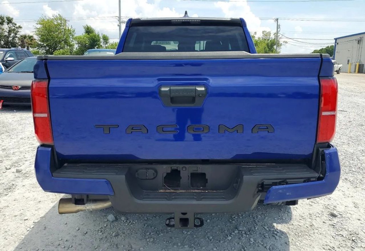 2024 Toyota Tacoma SR5 - 3TMKB5FN7RM010604 photo 17