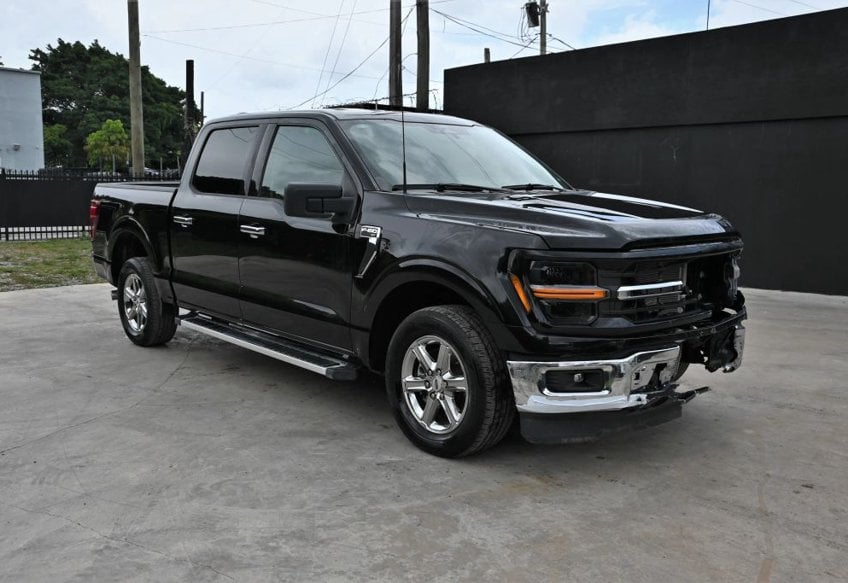 2025 Ford F-150 XLT Pickup 4D 5 1/2 ft - 1FTEW3KP3SKE14610 photo 1