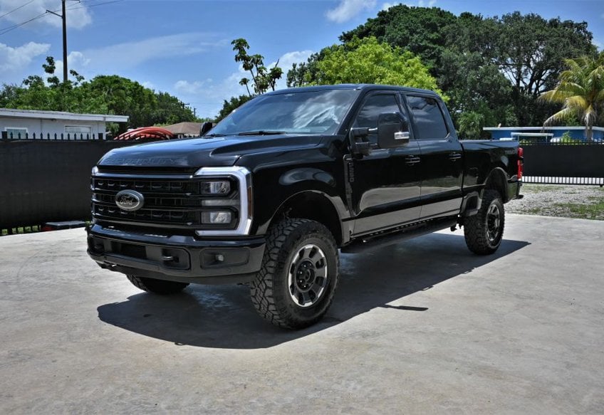 2024 Ford F-250 Super Duty Lariat - 1FT8W2BN4REF89043 photo 1