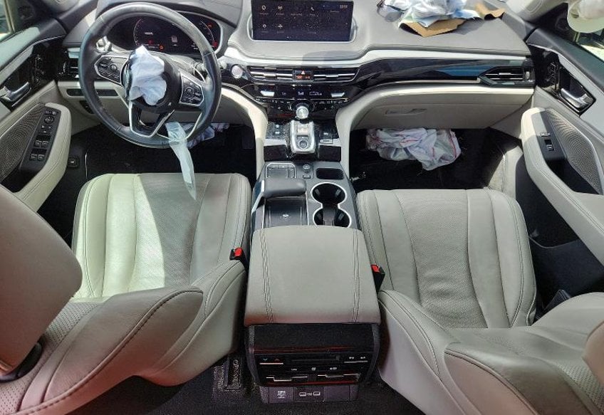 2024 Acura MDX w/Tech - 5J8YD9H4XRL000278 photo 8