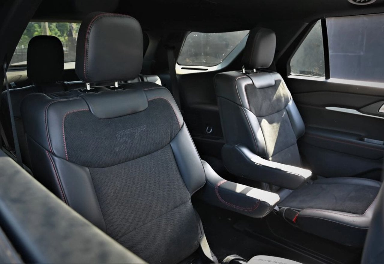 2026 Ford Explorer ST - 1FMWK7GC0TGA11360 photo 40
