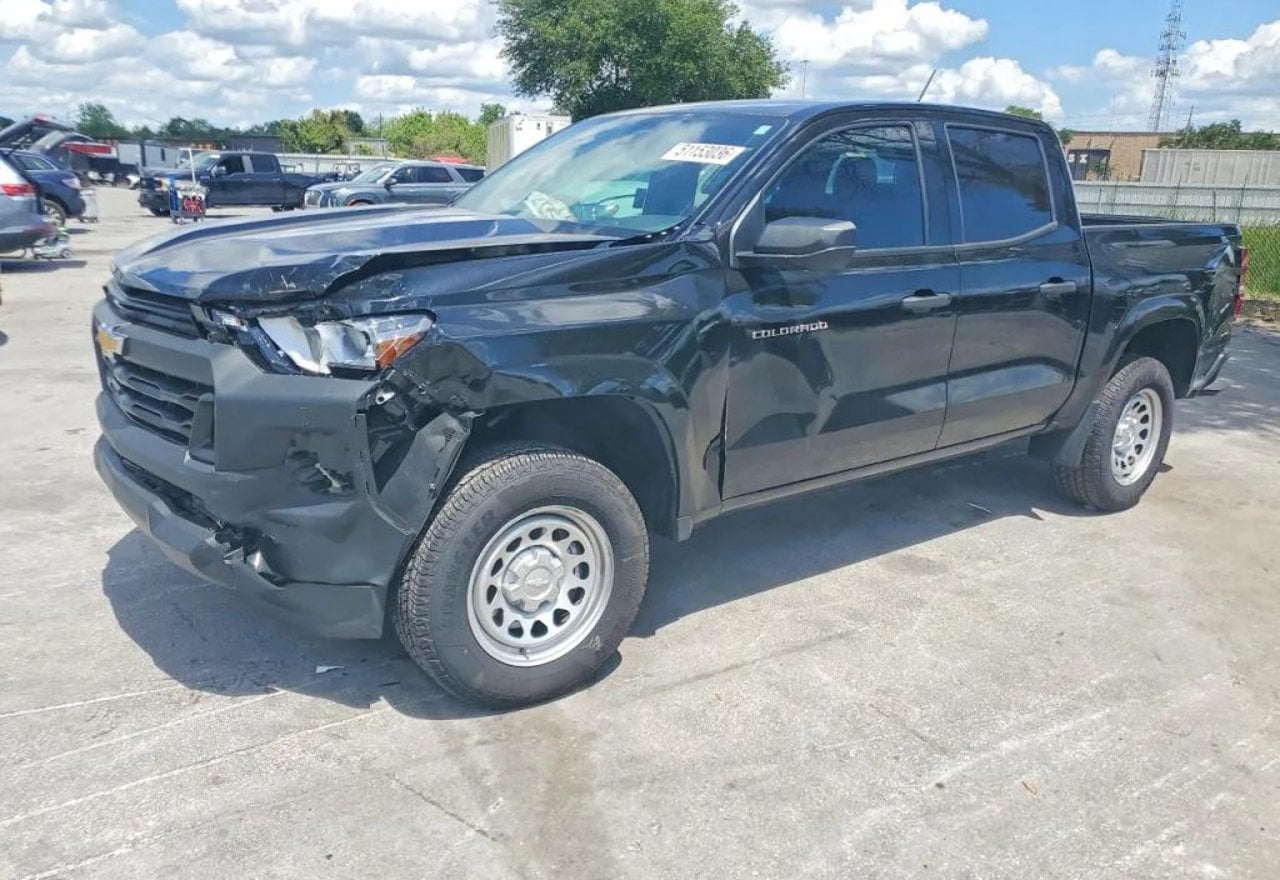 2025 Chevrolet Colorado Work Truck - 1GCPSBEK9S1173107 photo 12