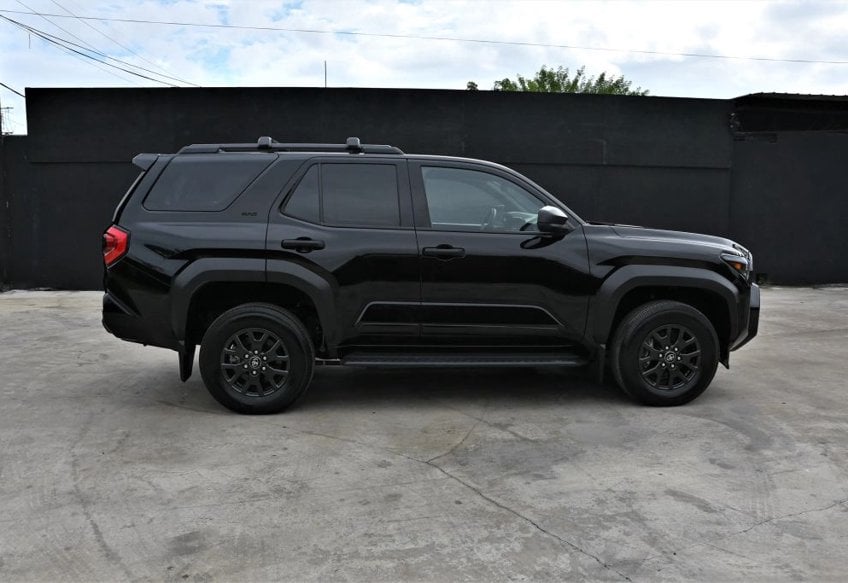 2025 Toyota 4Runner SR5 - JTEVA5BR7S5045823 photo 5