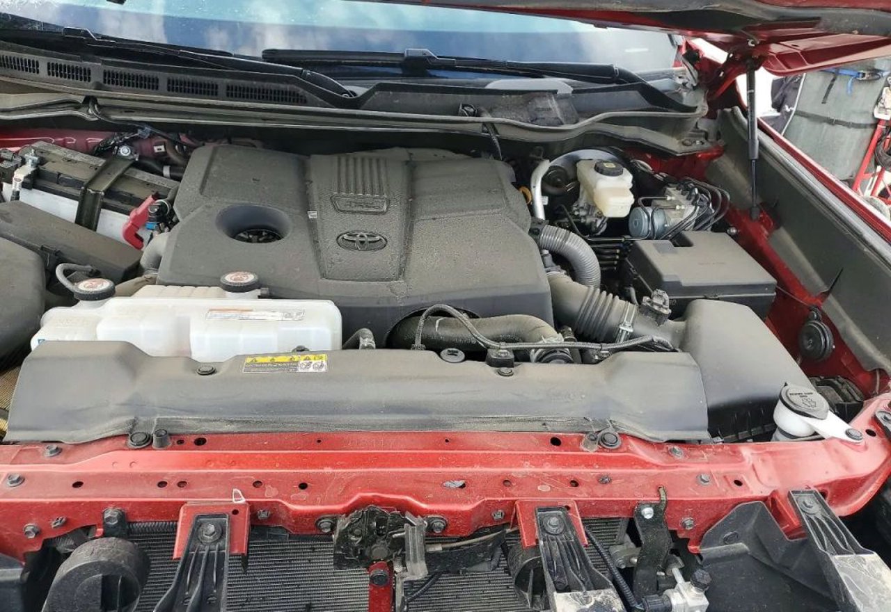 2025 Toyota Tundra SR5 - 5TFLA5EC8SX042176 photo 22