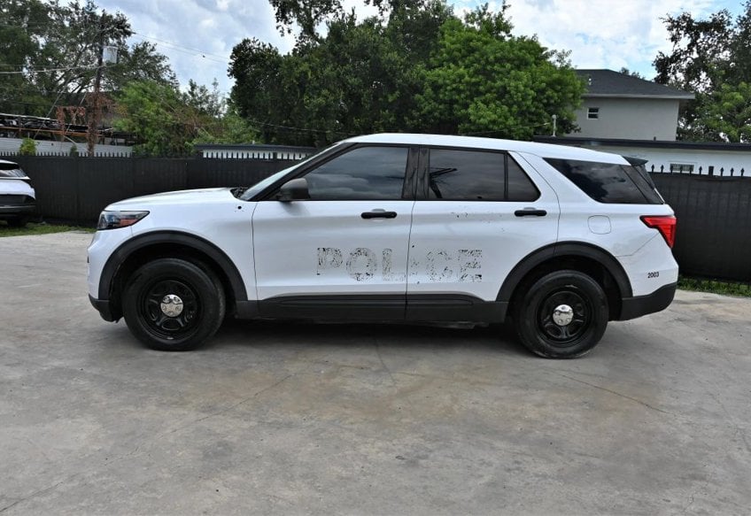 2020 Ford Explorer Police Interceptor Utility - 1FM5K8AB2LGD00175 photo 5