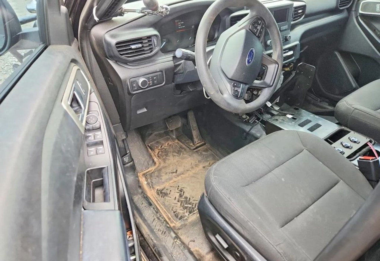 2022 Ford Explorer Police Interceptor Utility - 1FM5K8AC9NGB46530 photo 19