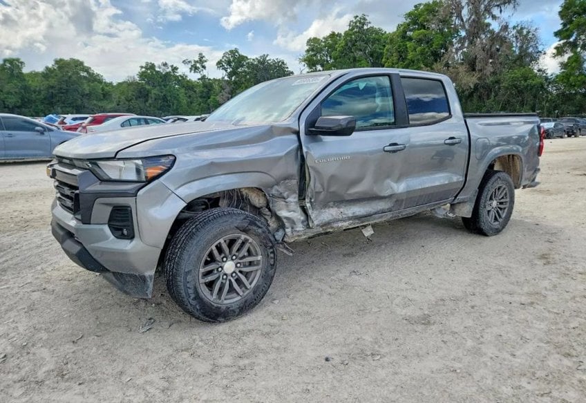 2023 Chevrolet Colorado LT - 1GCPSCEK5P1227239 photo 2