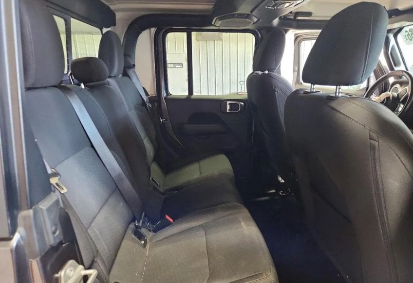 2022 Jeep Gladiator Overland - 1C6JJTFM1NL177862 photo 10