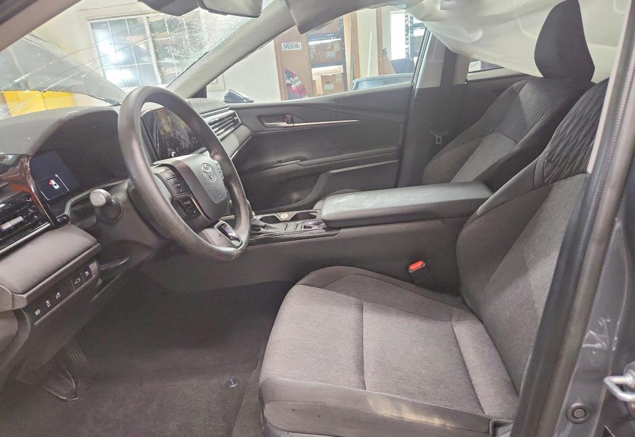 2026 Toyota Camry LE - 4T1DAACK3TU290468 photo 18