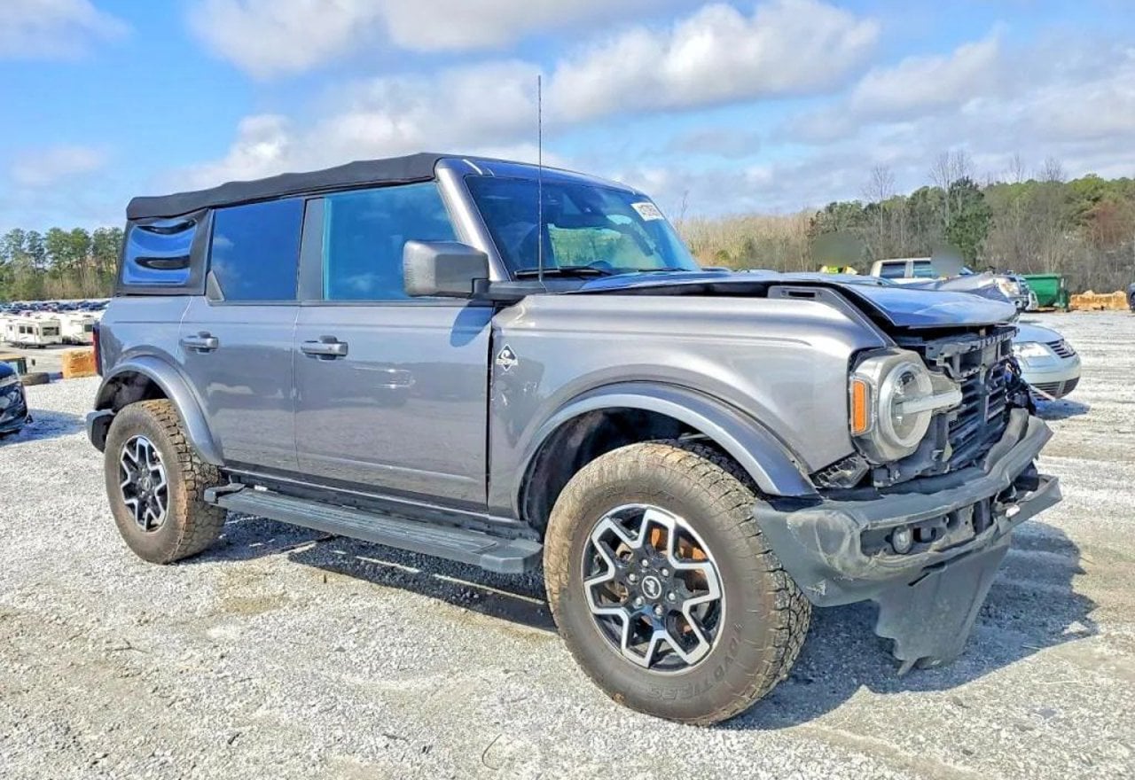 2022 Ford Bronco - 1FMDE5BH9NLB03051 photo 12