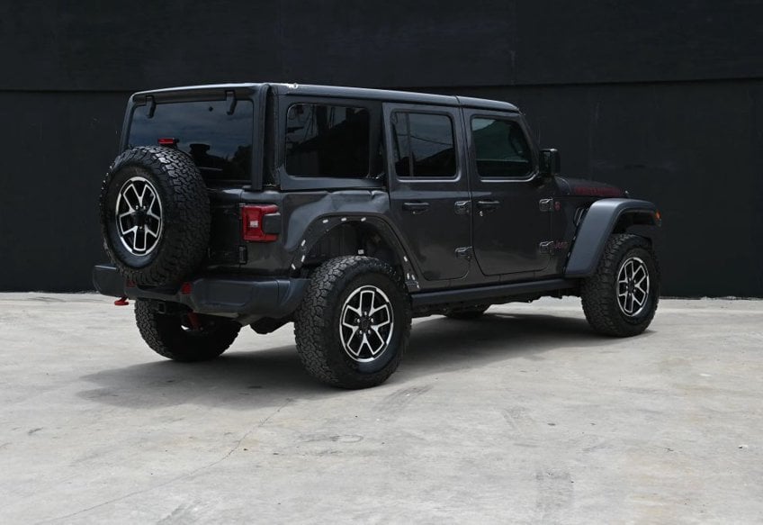 2024 Jeep Wrangler Rubicon - 1C4PJXFG7RW284424 photo 4