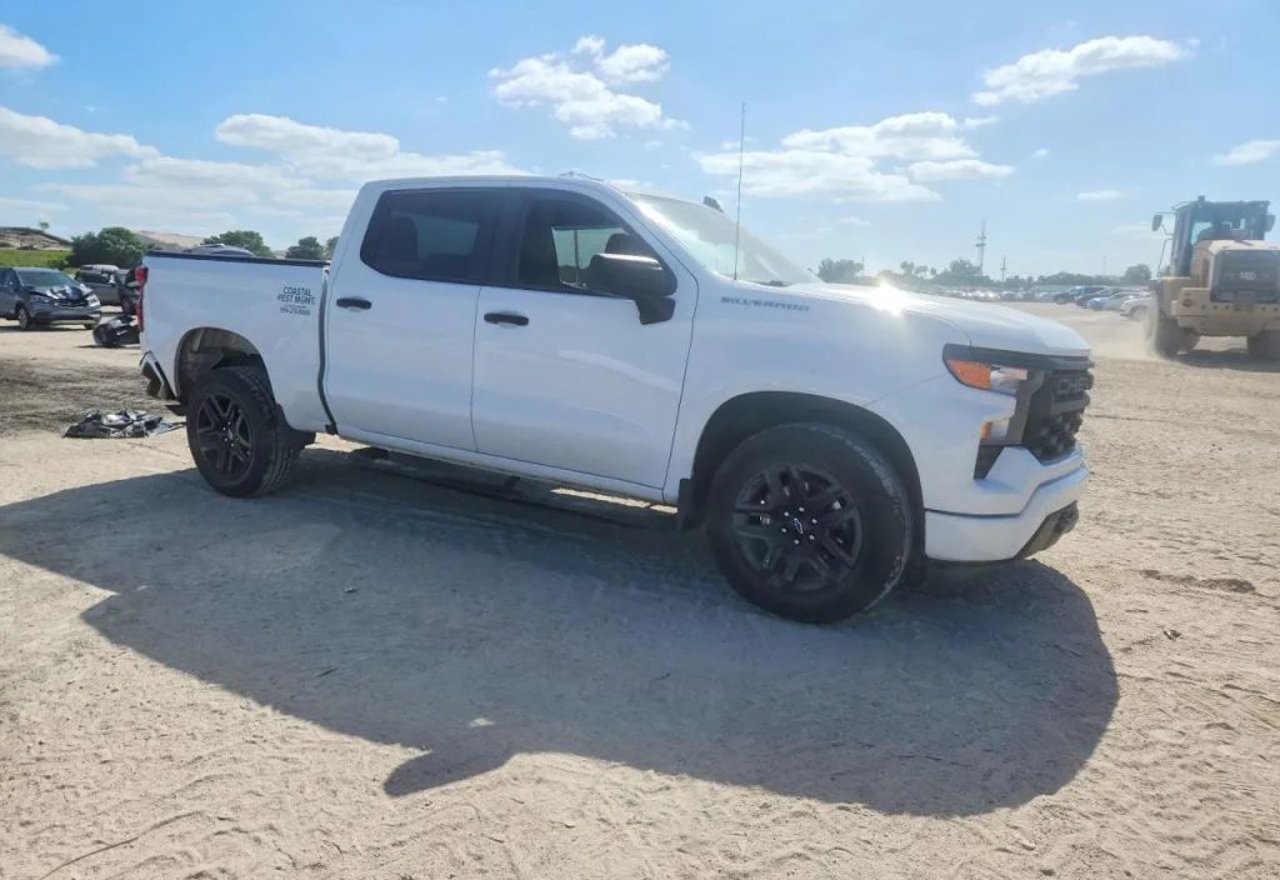 2023 Chevrolet Silverado 1500 Custom - 3GCPABEK0PG153243 photo 13