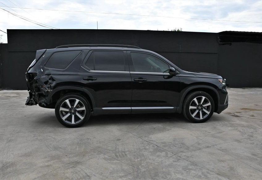 2023 Honda Pilot Touring - 5FNYG2H74PB014250 photo 6