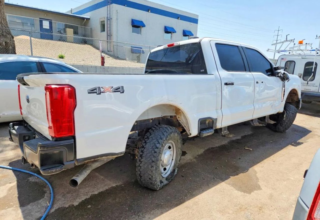 2024 Ford F-250 Super Duty XL - 1FT8W2BA4REE47904 photo 13