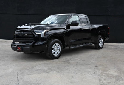 2025 Toyota Tundra SR - 5TFKB5DA5SX253666 photo 1