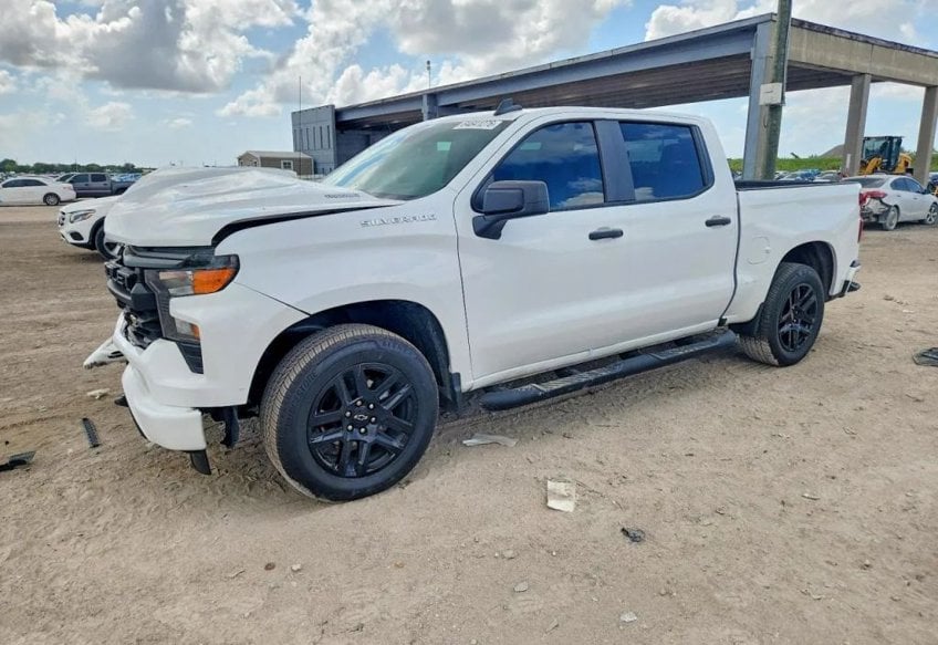 2025 Chevrolet Silverado 1500 Custom - 3GCPABEK0SG261600 photo 1