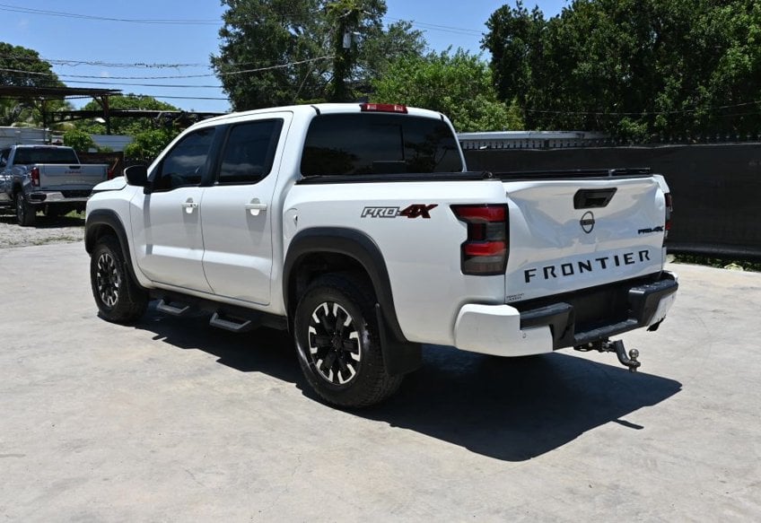 2023 Nissan Frontier PRO-4X - 1N6ED1EK2PN670900 photo 4