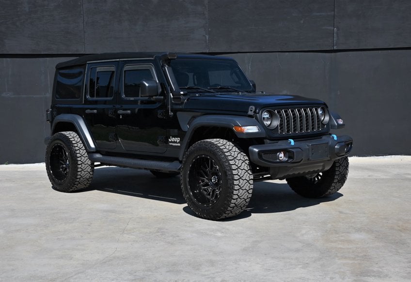 2020 Jeep Wrangler Unlimited Freedom Sport Utility 4D - 1C4HJXDG8LW250300 photo 2