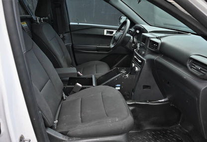 2020 Ford Explorer Police Interceptor Utility - 1FM5K8AB2LGD00175 photo 24