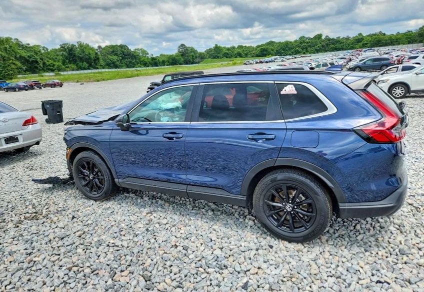 2025 Honda CR-V Hybrid Sport-L - 7FARS5H88SE002712 photo 3