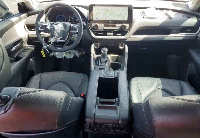 2024 Toyota Grand Highlander Limited - 5TDAAAB5XRS041973 photo 9