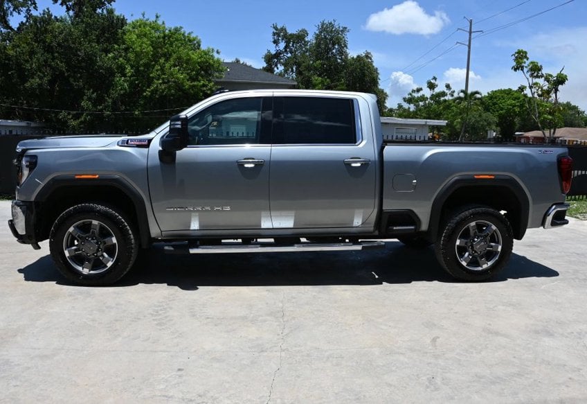2025 GMC Sierra 3500HD SLE - 1GT4UTEY7SF115538 photo 7