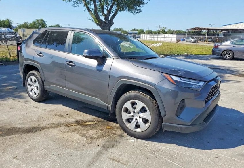 2024 Toyota RAV4 LE - 2T3K1RFV0RC302881 photo 1